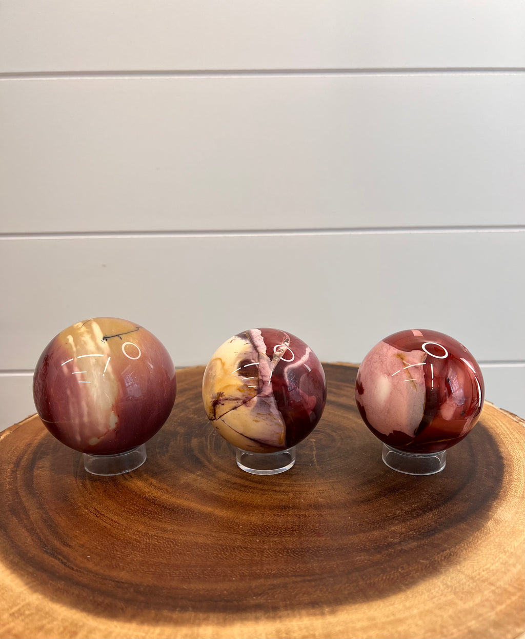 Mookaite Spheres