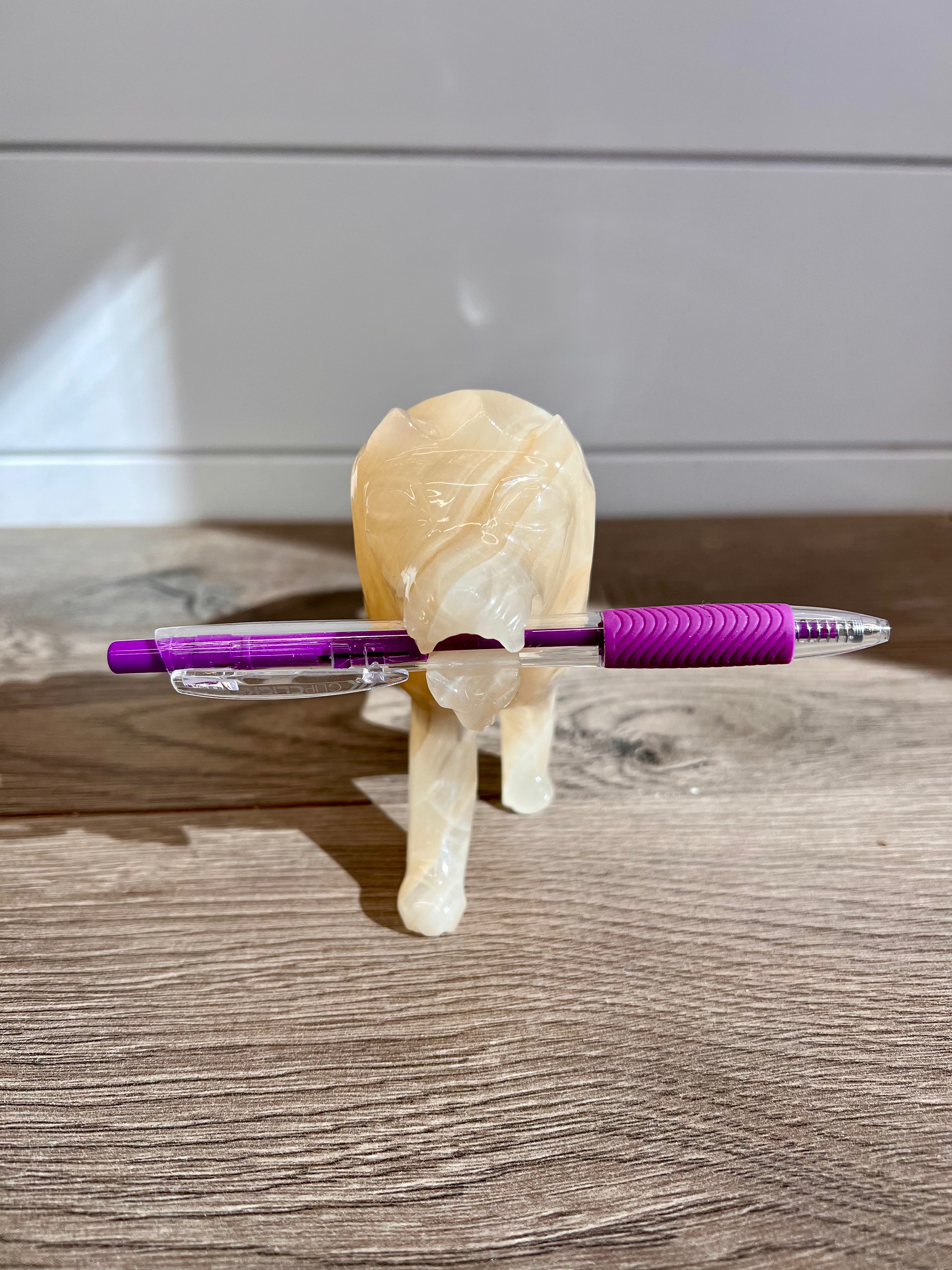 Mexican Onyx Carved Lion - 89